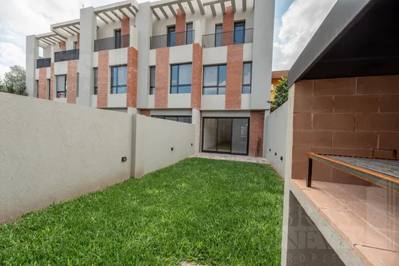 200m De Maipú *ultimo Disponible* Categoria Y Diseño**