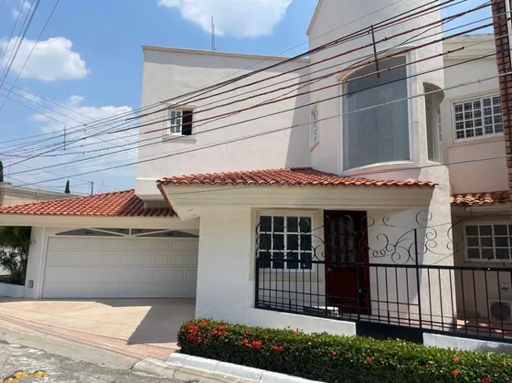 Se Vende Casa En Fraccionamiento Bugambilias