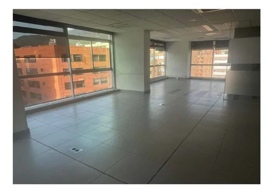 Edificio En Arriendo, Av. Chile, Zona Financiera Y Comercial