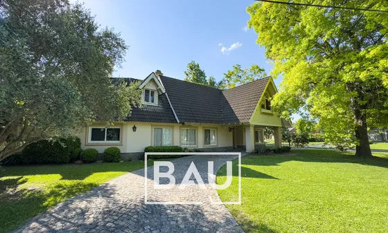 Casa Chalet  En Venta En San Diego, Francisco Álvarez, Moreno