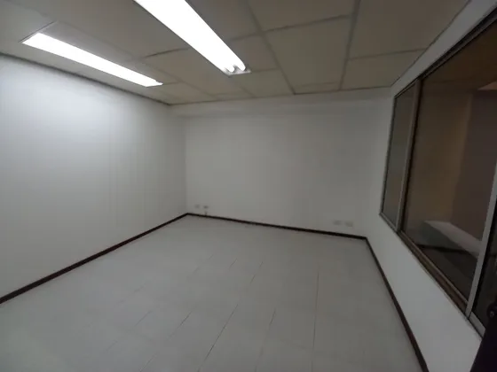 Oficina En Arriendo Centro  (279059575).