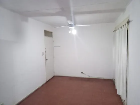Departamento 3 Ambientes Buena Ubicacion Barrio Espora