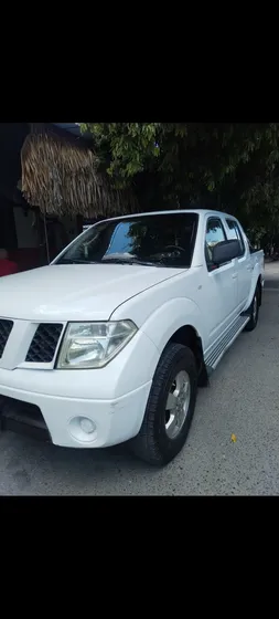 Nissan Navara 2.5 Mid
