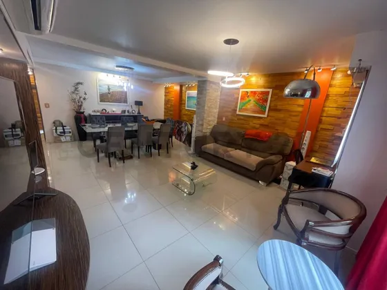 Venta De Departamento 3 Ambientes, Moreno
