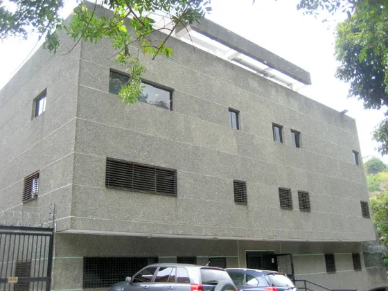La Trinidad, Zona Industrial, Planta De Oficinas En Nivel Mezzanina De 220 M2 
