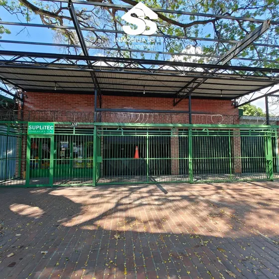 Se Vende Local Con Galpon Ubicado -maracay- Av. Bolivar