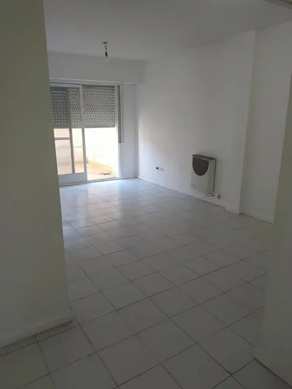 Departamento En Venta - 2 Dormitorios 1 Baño - 74mts2 - Lanús Oeste