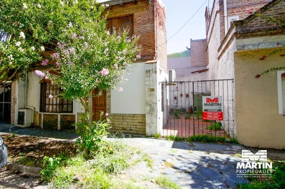 Casa En Venta 3 Amb Con Patio En Munro