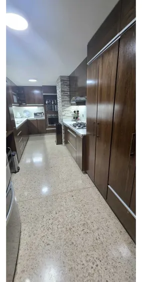 Venta Apartamento Remodelado Laureles Santa Teresita