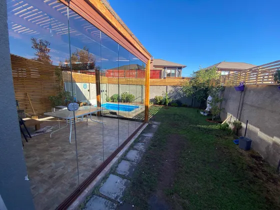 Casa Con 3 Dormitorio, Terraza Y Piscina