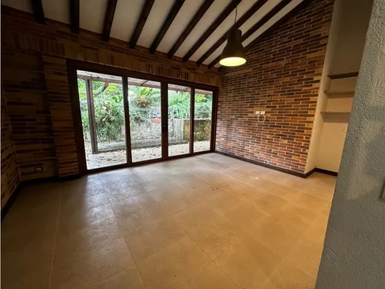 Se Vende Casa En La Loma De Las Brujas Envigado
