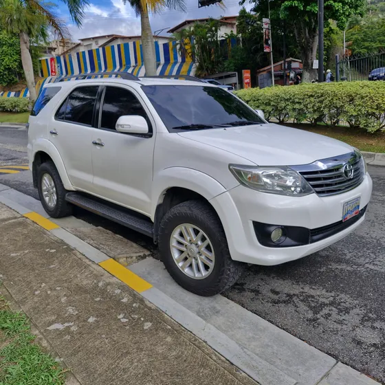 Toyota Fortuner Vxr