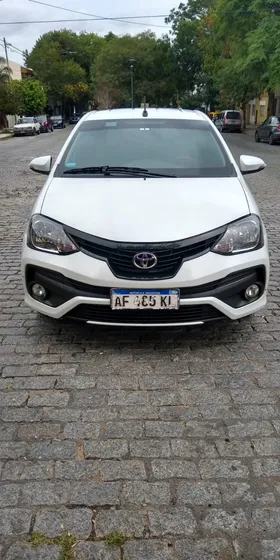 Toyota Etios 1.5 Xls At