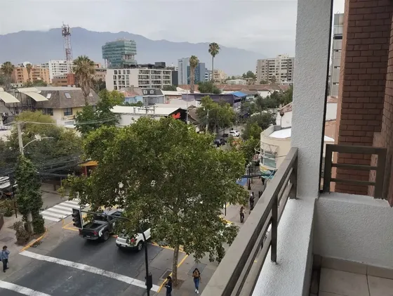 Departamento En Arriendo De 2 Dorm. En Providencia