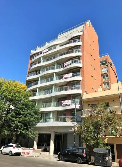 Venta Departamento  De 2 Amientes En Parque Patricios