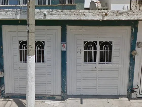 Casa Adjudicada Ubicada En Viveros, Villarreal, Salamanca, Gto. Sk04