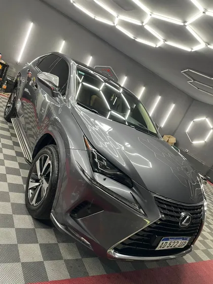 Lexus Nx 2.5 300h Luxury