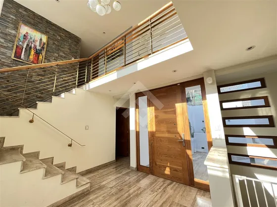Casa En Venta De 4 Dorm En Colina La Reserva Vista Al Valle