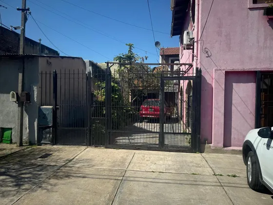 Ph En Venta - 3 Dormitorios 1 Baño - 80mts2 - Rafael Calzada