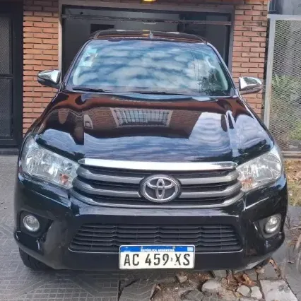 Toyota Hilux Pick-up 2.8 Cd Sr 177cv 4x4