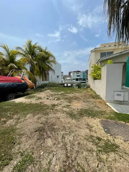 Venta Parcela Casas Bote B, Complejo Turístico El Morro, 200 M2, Plataforma Con 06 Pilotes, Espejo De Agua, Canales De Navegación