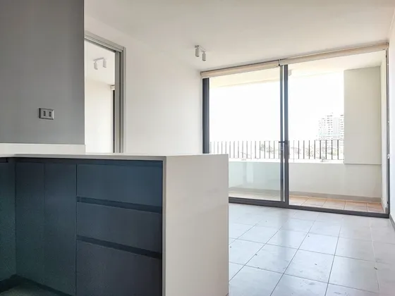 Edificio Rodrigo De Araya (1 Est. 1 Bod.) Vista Sur Piso 5