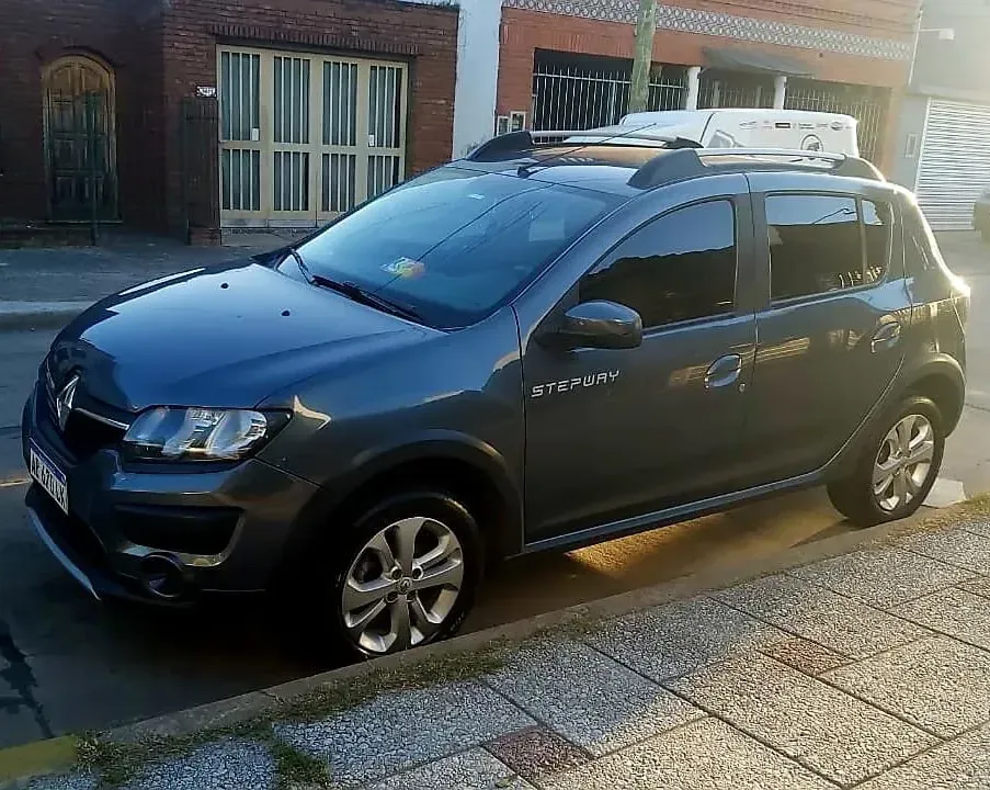 Renault Sandero Stepway 1.6 Dynamique 105cv
