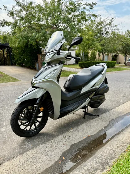 Kymco Agility 300 Muy Cuidada!!!