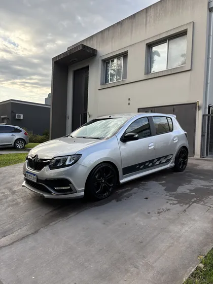 Renault Sandero 2.0 Rs 145cv