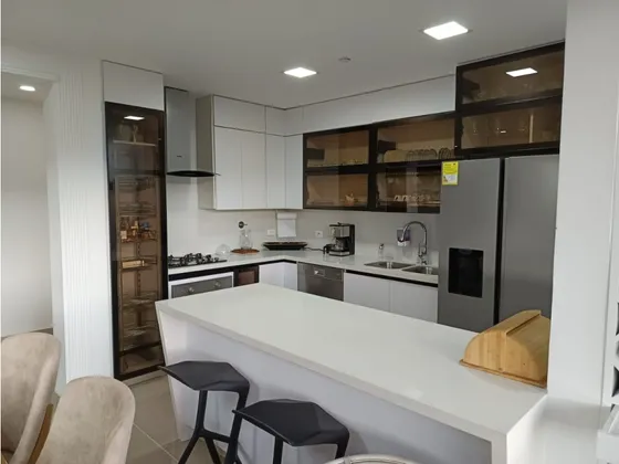 Venta De Apartamento En El Poblado - Sector Santa Maria De Los Angeles