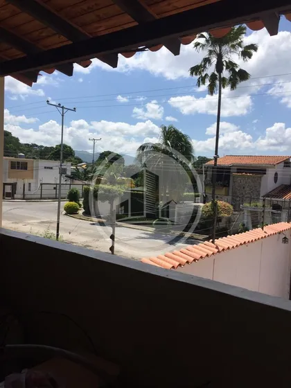 Venta De Amplia Casa En Santa Rosalia Cagua. 003jsc