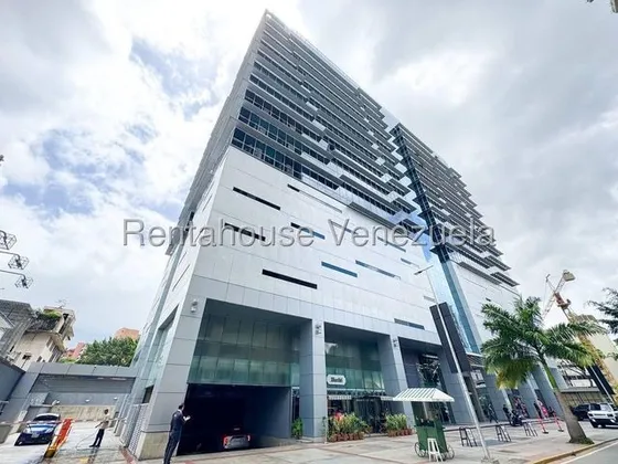 Bella Oficina En Alquiler En Moderna Torre Las Mercedes Caracas 25-23957 Mr. 