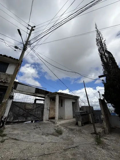 Casa En El Junquito De 3 Habitaciones Y 3 Baños Más Terreno