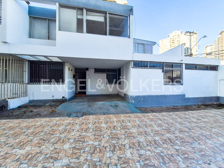 Arriendo Casa Uso Comercial , Sector Parque Brasil Arriendo Casa Uso Comercial , Sector Parque Brasil