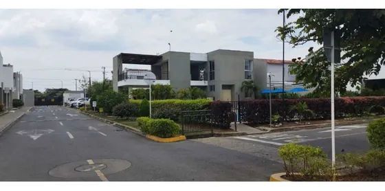 Casa En Venta Jamundi Ciudad Contry Unidad Residencial Quetzal