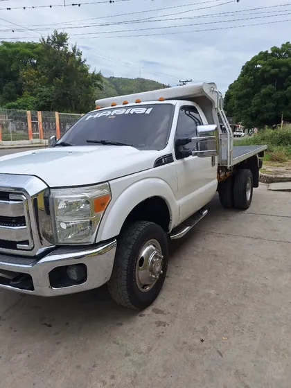 Ford F-350 Super Duty