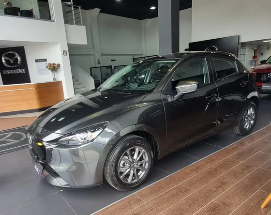 Mazda 2 Touring Aut