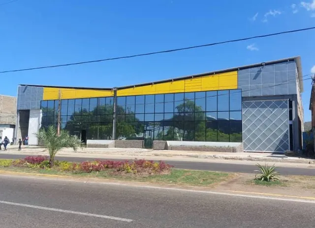 Se Venden 2 Galpones Nuevos  De 900 M2 Cada Uno Total 1.800 M2 Barcelona Anzoategui