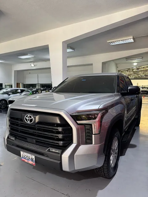 Toyota Tundra Sr5