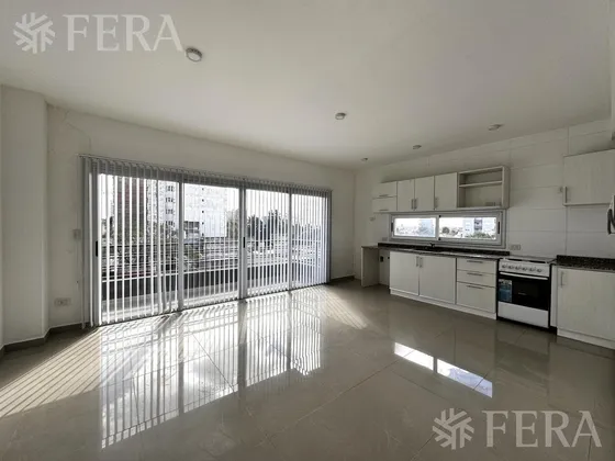 Venta De Departamento De 2 Ambientes Con Balcón En Wilde