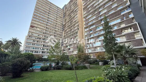 Departamento En Venta De 2 Dorm. En Macul