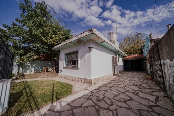 Venta Casa 4 Ambientes Loma Hermosa A Refaccionar