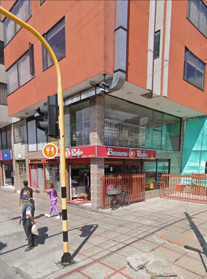 Local Comercial Esquinero 2 Pisos