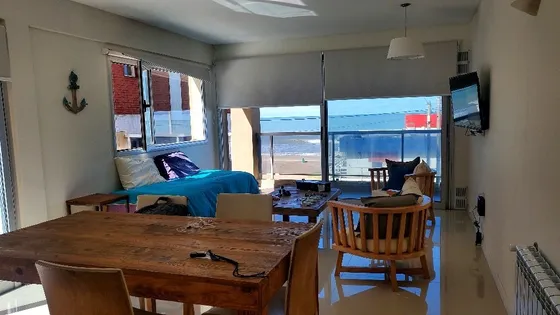  Alquiler Temporario.departamento Gesell, Frente Al Mar. 