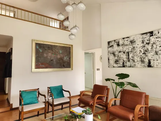 Amplia Casa En Arriendo 5d Y 5b En Peñalolén - Cousiño Macul