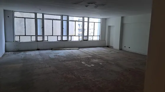 Venta Consultorios/oficinas De Categoría Recoleta Piso7º De 160 M2 Opción Dúplex 320 M2 Valor De Remate!! Opción Pago En Pesos!! Ideal Inversores. Planta Libre