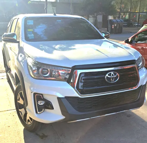 Toyota Hilux 2.8 Cd Srx 177cv 4x4 At