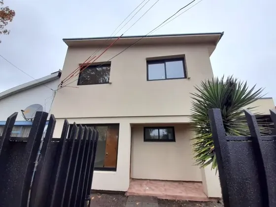 Arriendo Casa En Jardines De Ñuble