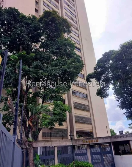 Amplio Penthouse En Los Dos Caminos Dmh 25-18216