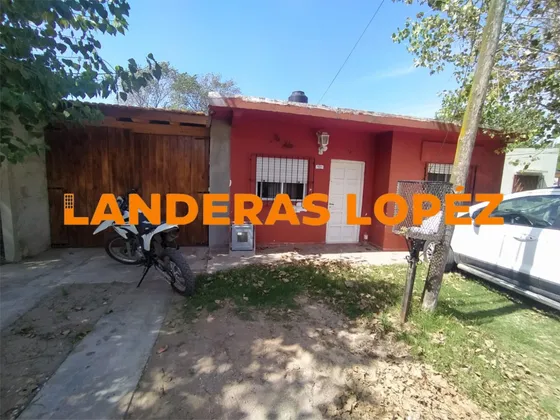 Casa En Venta En Mar De Ajo 3 Habitaciones 2 Baños Patio Con Pileta Garage Para 3 Vehiculos